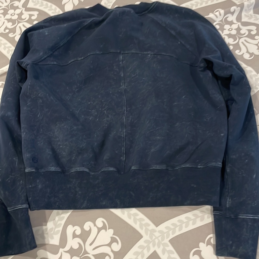 Lululemon Pullover - Picture 3 of 10